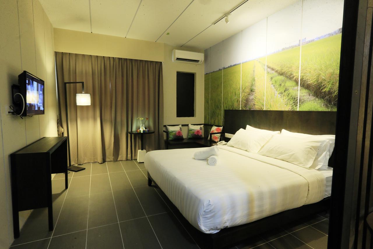 VI Boutique Hotel Kuala Selangor Exterior photo